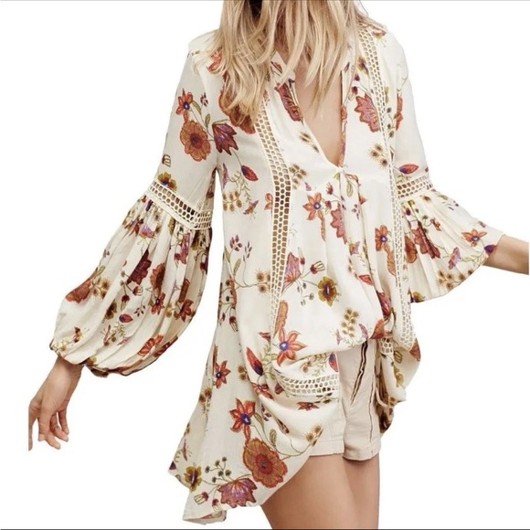 Free People Tops - Floral Boho Blouse tunic free people size medium short dress Crochet Details